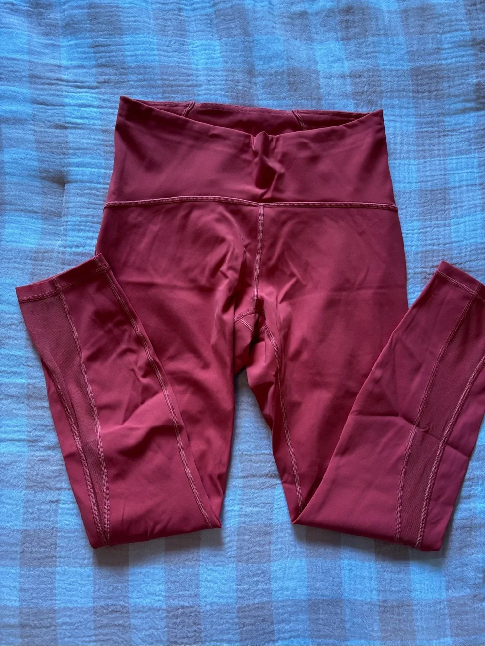 lululemon - all the right places cropped leggings in coral. Size 8.